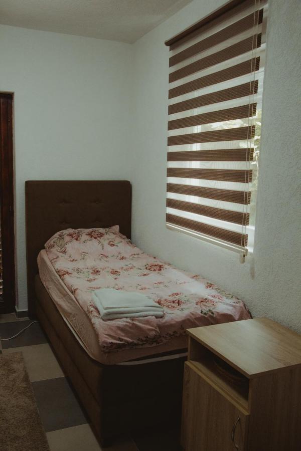 Apartment Silence Плужине Экстерьер фото